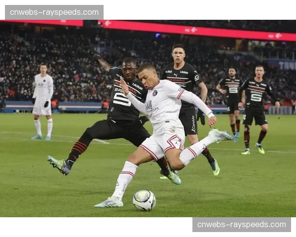 巴黎圣日耳曼1-0小胜里尔,姆巴佩点射制胜 巴黎圣日耳曼1-0小胜里尔,姆巴佩点射制胜